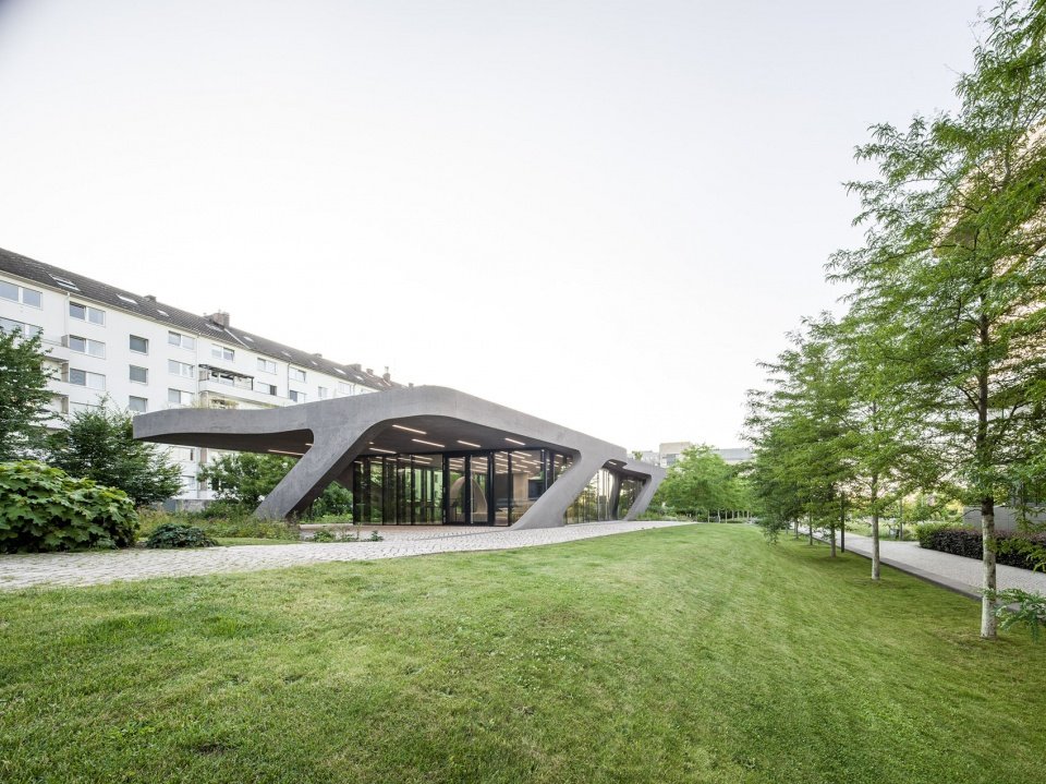 FOM 大学的新社交空间，德国 / J.MAYER.H