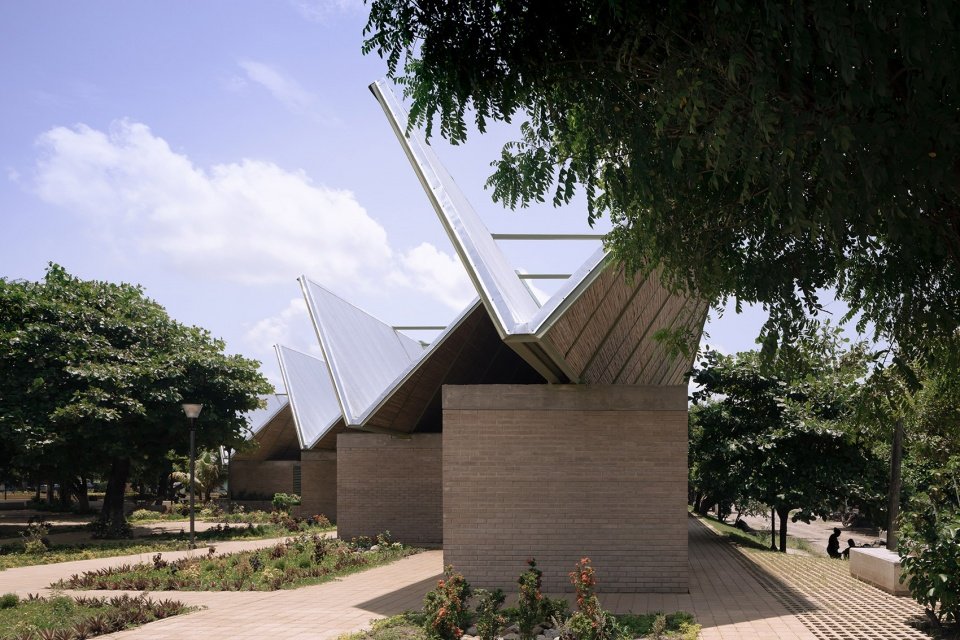 Guadalupe 市场,墨西哥 / COLECTIVO C733 Guadalupe 市场,墨西哥 / COLECTIVO C733