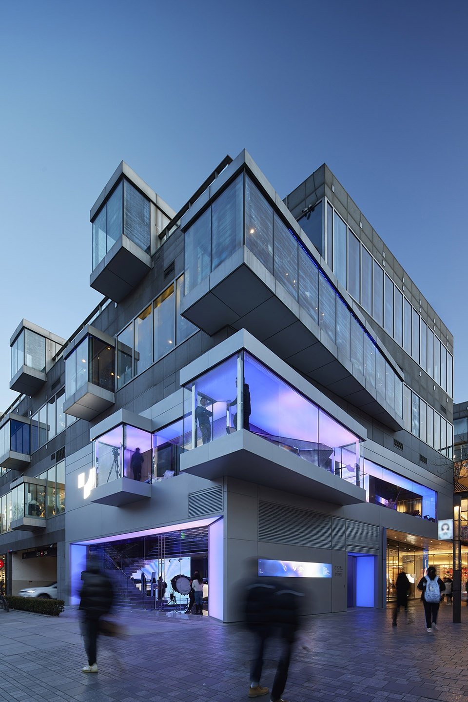集度全新体验中心 ROBOVERSE，北京 / Gensler