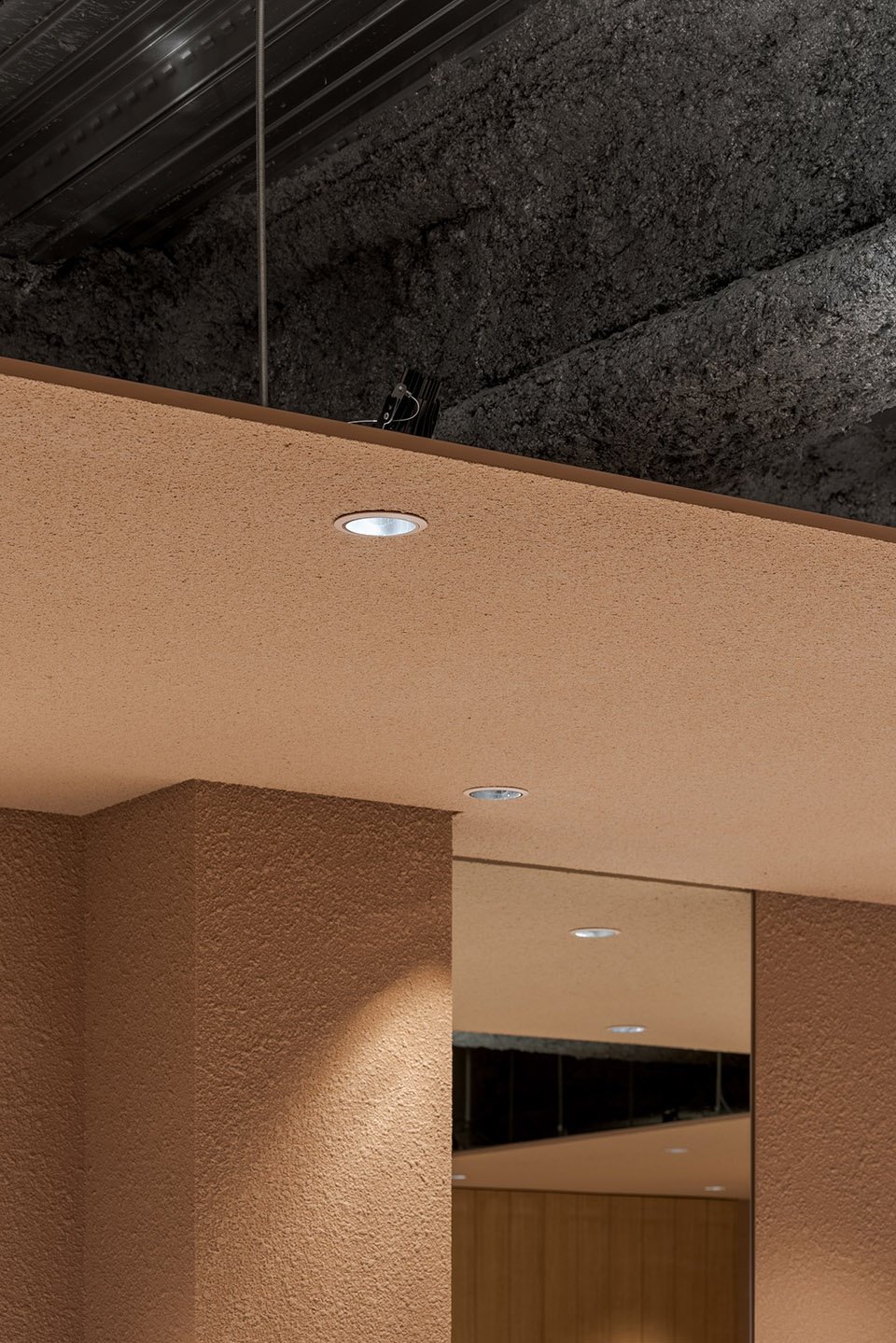 LAAN 美发沙龙,日本 / REIICHI IKEDA DESIGN LAAN 美发沙龙,日本 / REIICHI IKEDA DESIGN