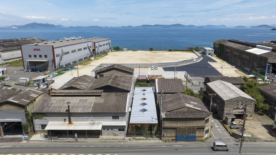Santo 钢铁厂户外活动空间，广岛 / UID