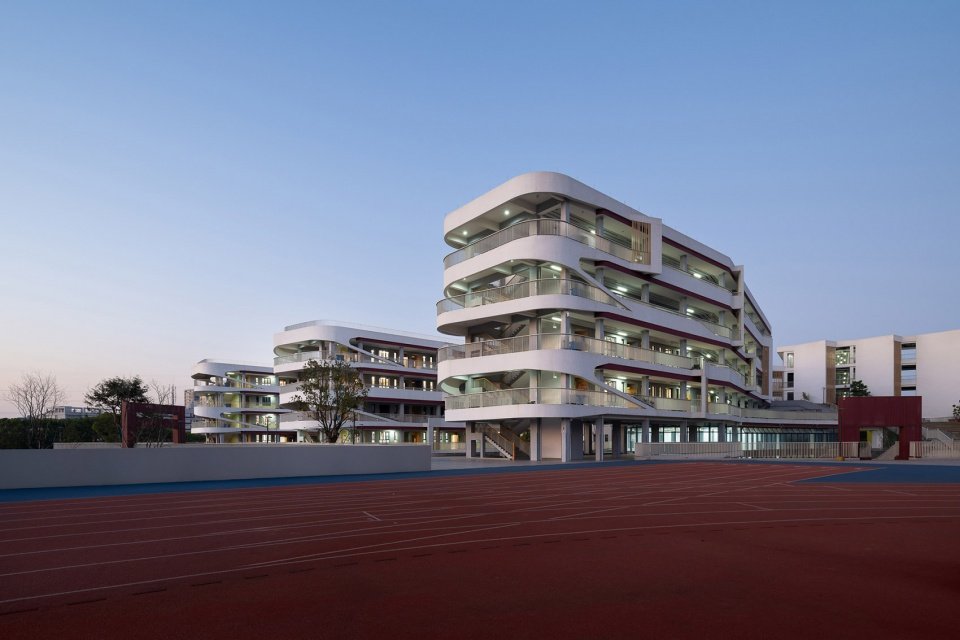 义乌市艺术学校新校区 / 浙江大学建筑设计研究院
