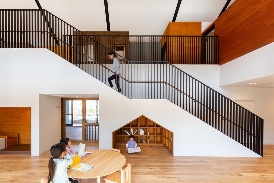 UB 幼儿园，日本 / HIBINOSEKKEI + Youji no Shiro + KIDS DESIGN LABO