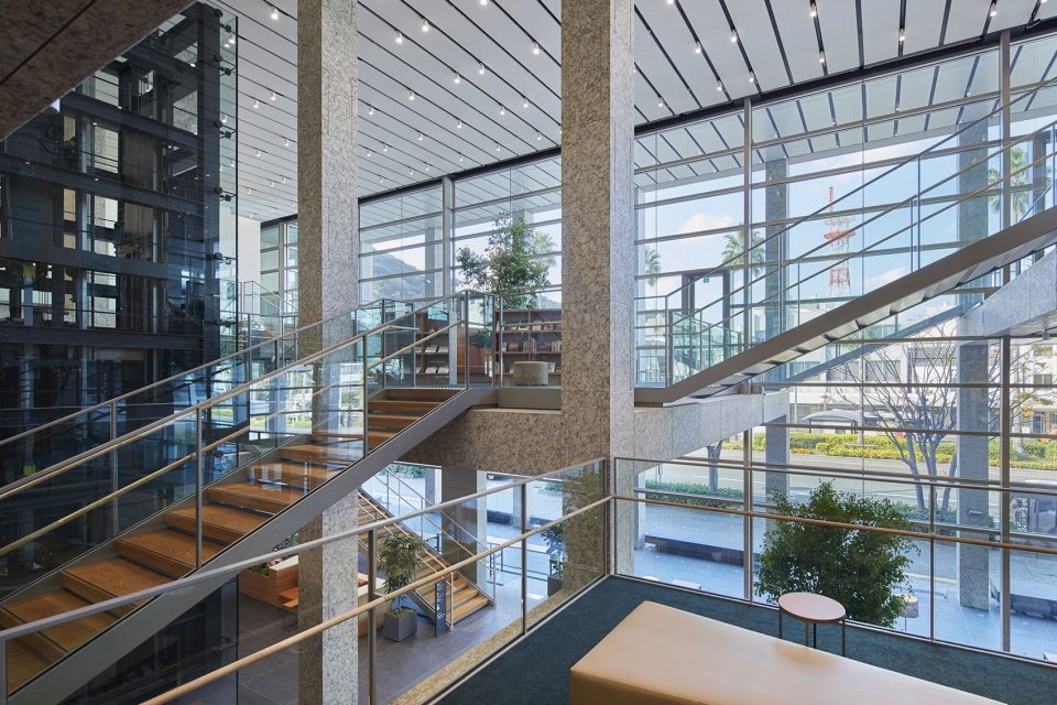 阿波银行总行营业部大楼,日本 / 株式会社日建设计 阿波银行总行营业部大楼,日本 / 株式会社日建设计