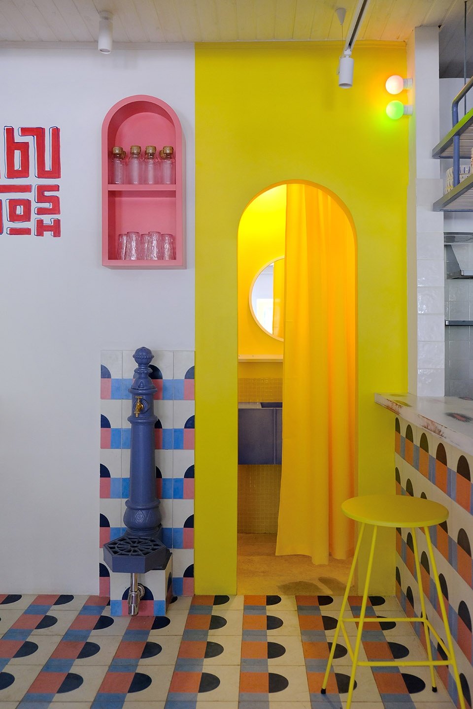 ABU GOSH 餐馆，莫斯科 / STUDIO SHOO