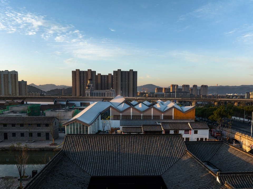 柯桥笛里广场,绍兴 / 同济大学建筑设计研究院若本建筑工作室 柯桥笛里广场,绍兴 / 同济大学建筑设计研究院若本建筑工作室