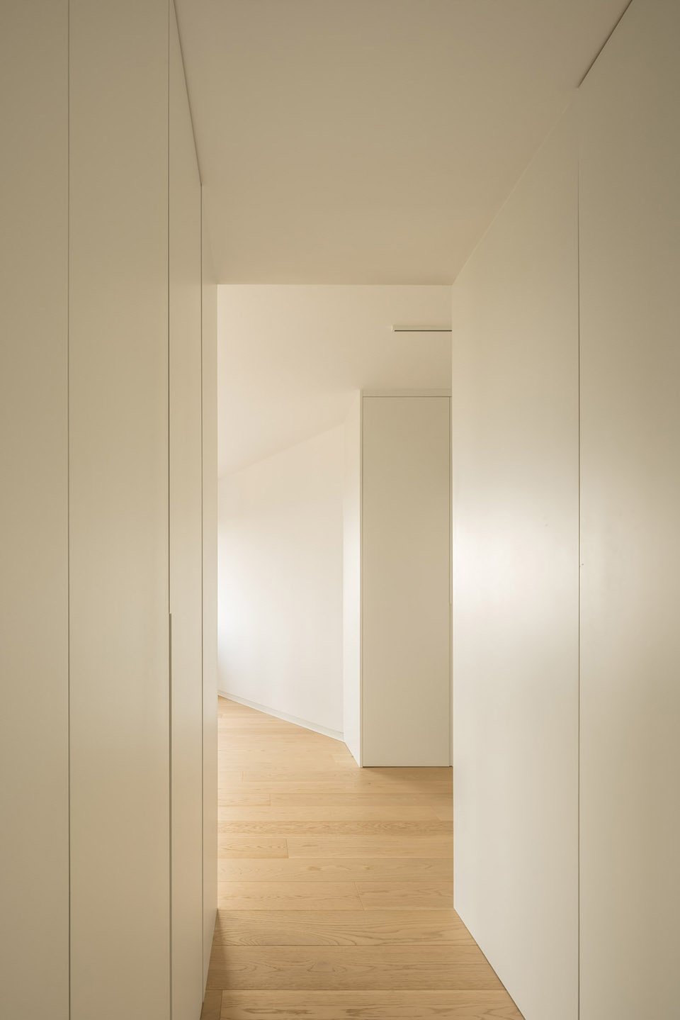 La Pagoda 公寓楼室内设计，西班牙 / Tamborí Arquitectes
