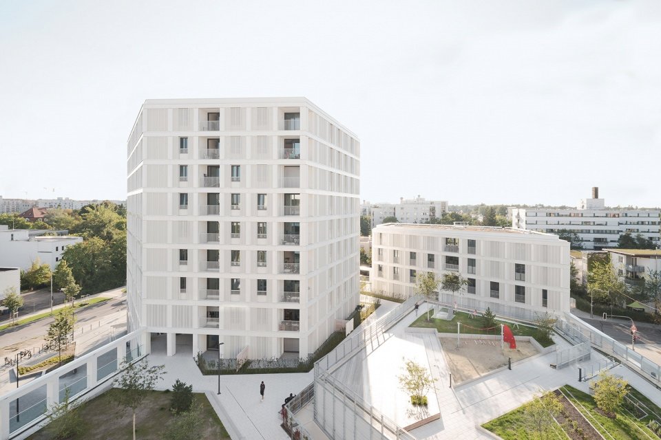 Paul-Gerhardt-Allee 住宅商业综合体，德国 / allmannwappner