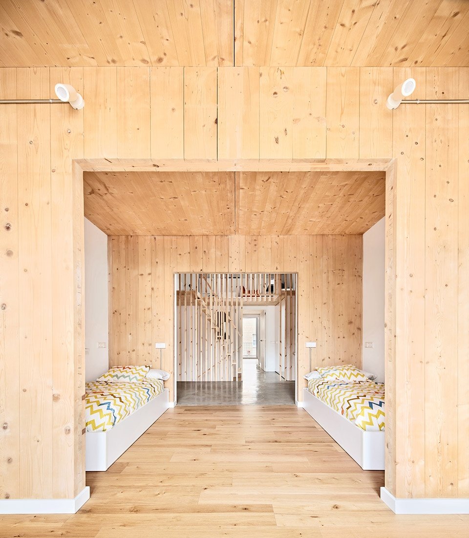 95PLA 特拉萨联排住宅翻新扩建，巴塞罗那 / Vallribera Arquitectes