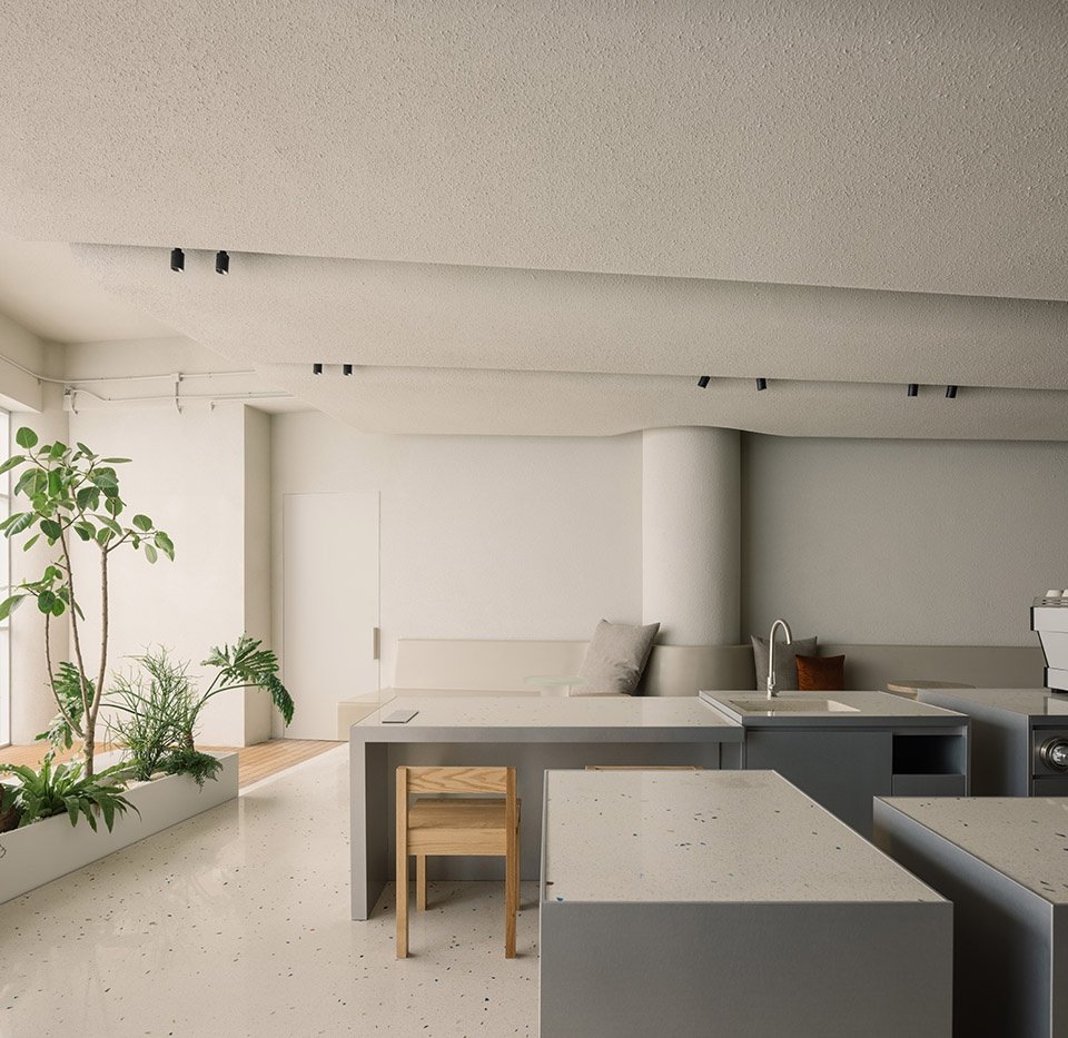 鱼缸咖啡，南京 / Office AIO