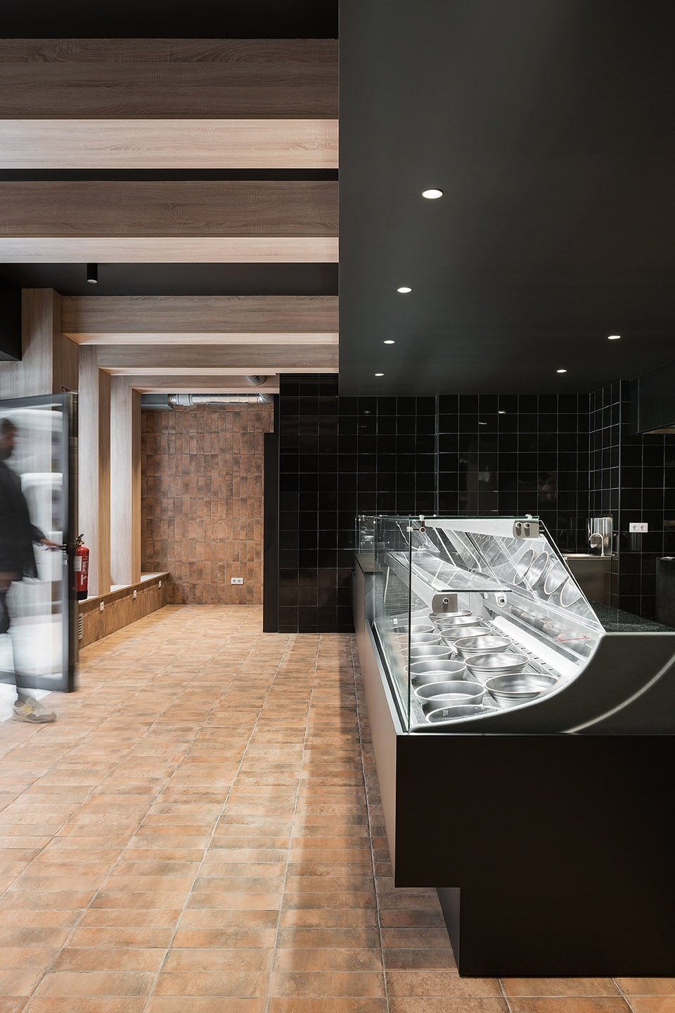 “Homemade food to take away”快餐店,西班牙 / Nan Arquitectos “Homemade food to take away”快餐店,西班牙 / Nan Arquitectos