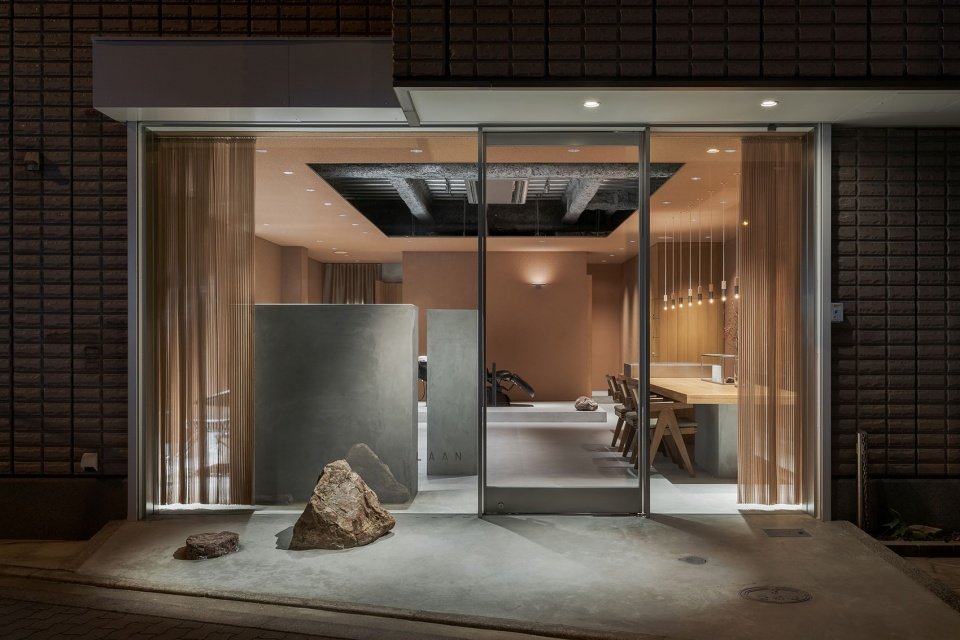 LAAN 美发沙龙,日本 / REIICHI IKEDA DESIGN LAAN 美发沙龙,日本 / REIICHI IKEDA DESIGN