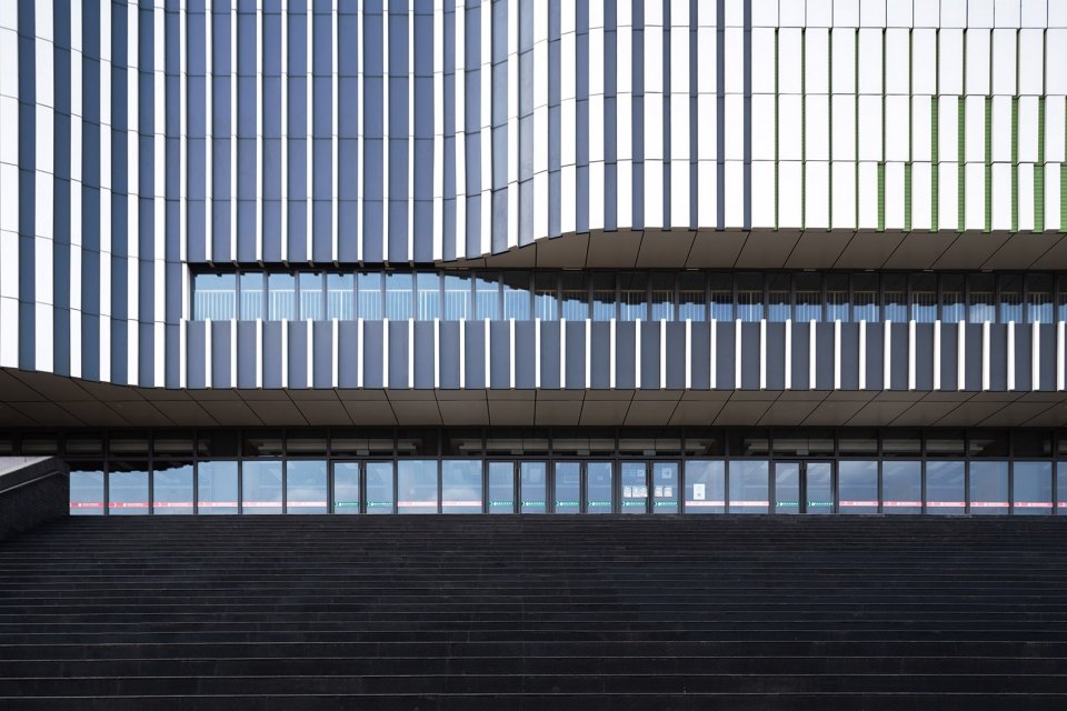 龙泉中学体育馆,成都 / 中国建筑西南设计研究院有限公司 龙泉中学体育馆,成都 / 中国建筑西南设计研究院有限公司