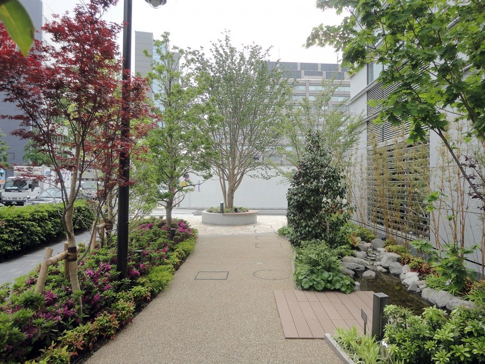 锦町 Trad Square，东京 / 株式会社户田芳树风景计画