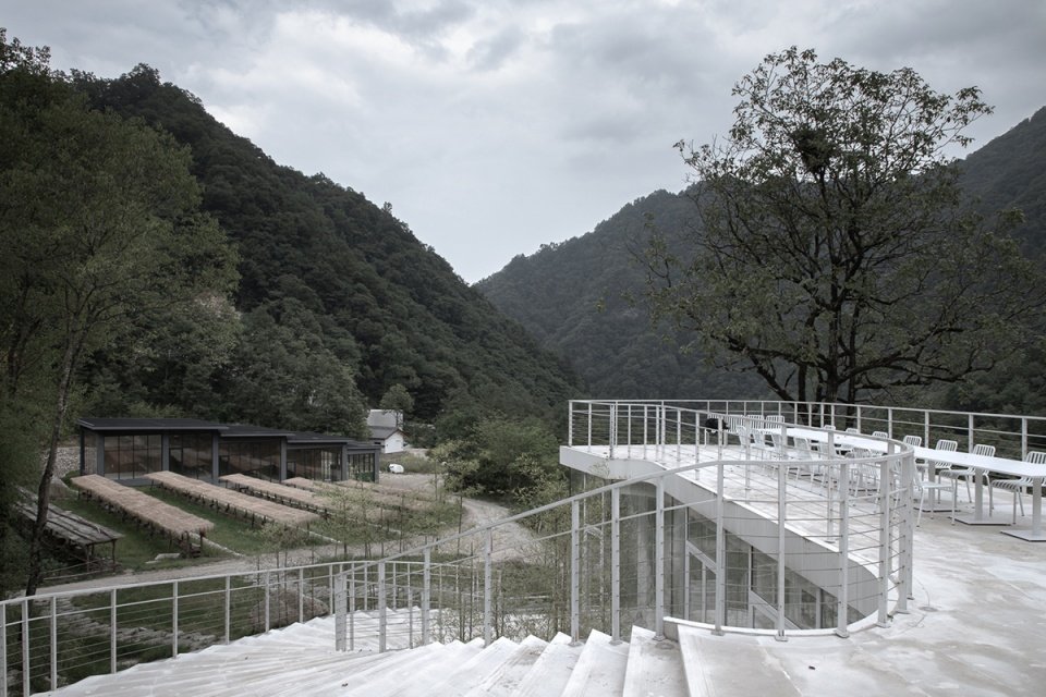 秦岭宿集 空山九帖书店·王维的寂寞、山果落餐厅 / STUDIO QI