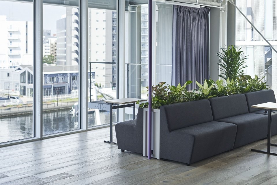 LLINE 办公空间,日本 / SAKUMAESHIMA LLINE 办公空间,日本 / SAKUMAESHIMA