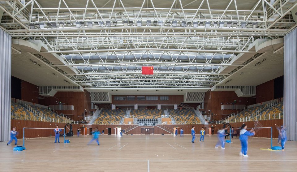 龙泉中学体育馆,成都 / 中国建筑西南设计研究院有限公司 龙泉中学体育馆,成都 / 中国建筑西南设计研究院有限公司