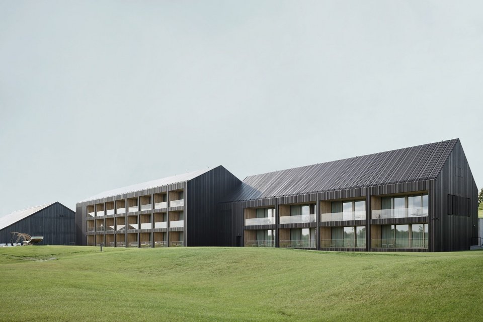 Öschberghof 酒店扩建，德国 / allmannwappner