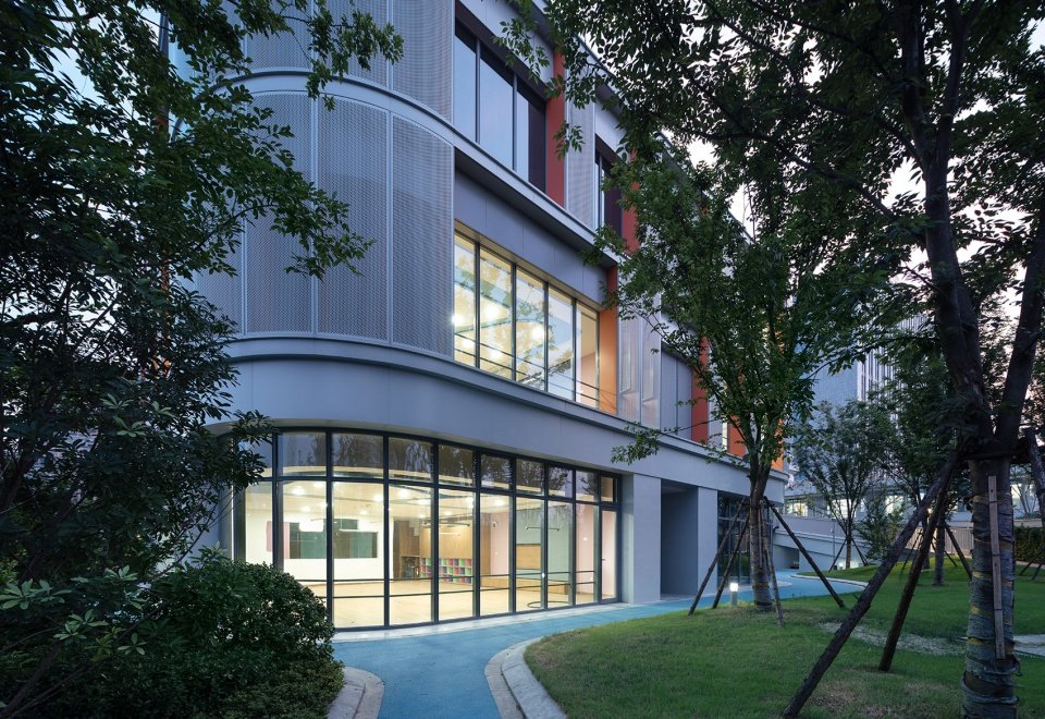 杭州市滨江区东方郡幼儿园江晖分园 / 浙江大学建筑设计研究院
