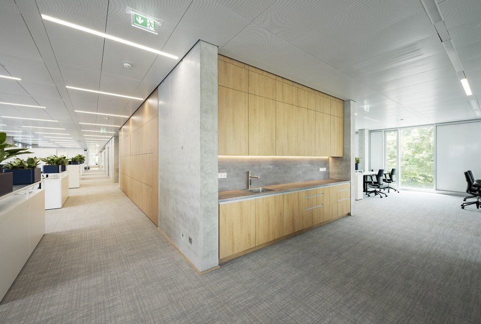 Uhlmann 办公楼，德国 / Barkow Leibinger