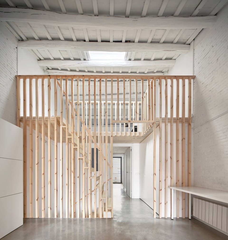 95PLA 特拉萨联排住宅翻新扩建，巴塞罗那 / Vallribera Arquitectes