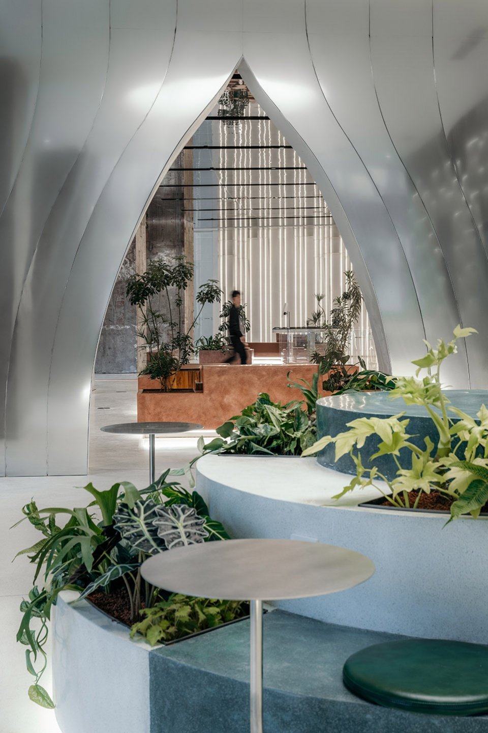 钢雨：德必上海书城 WE 改造设计 / Wutopia Lab