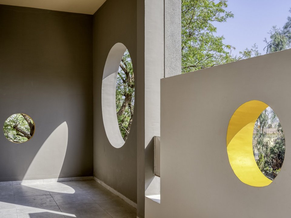 楝树下的校园，印度 / Dhulia Architecture Design