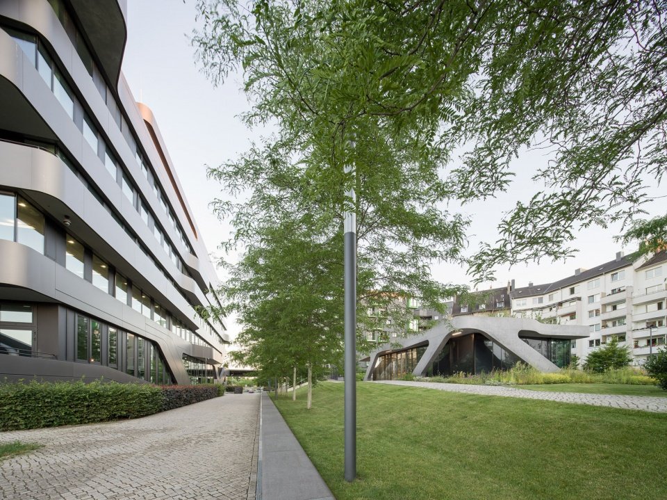 FOM 大学的新社交空间，德国 / J.MAYER.H
