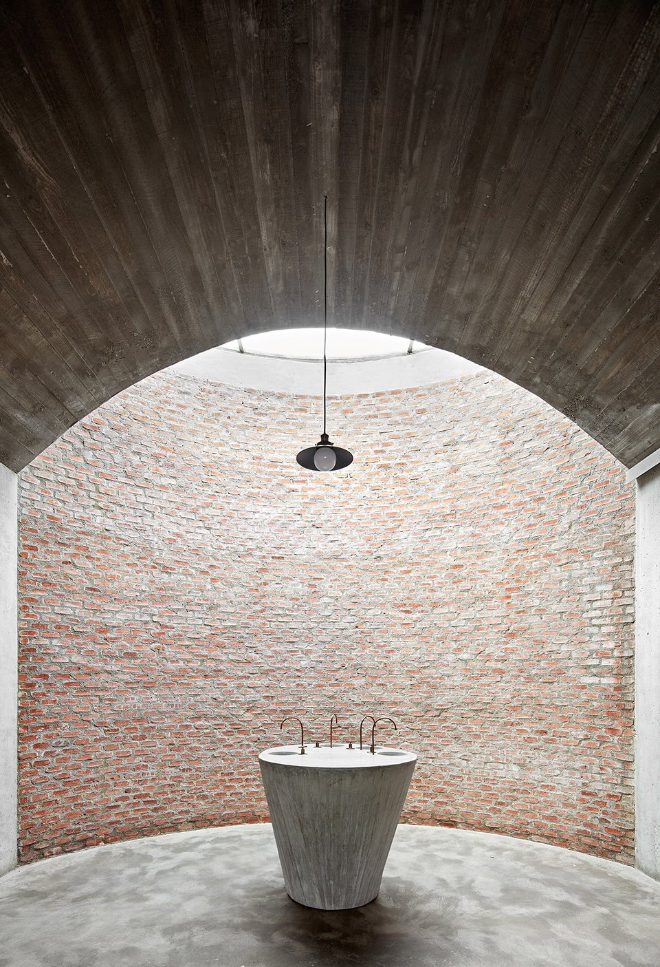 Mont-Ras 酿酒厂，西班牙 / Jorge Vidal Studio