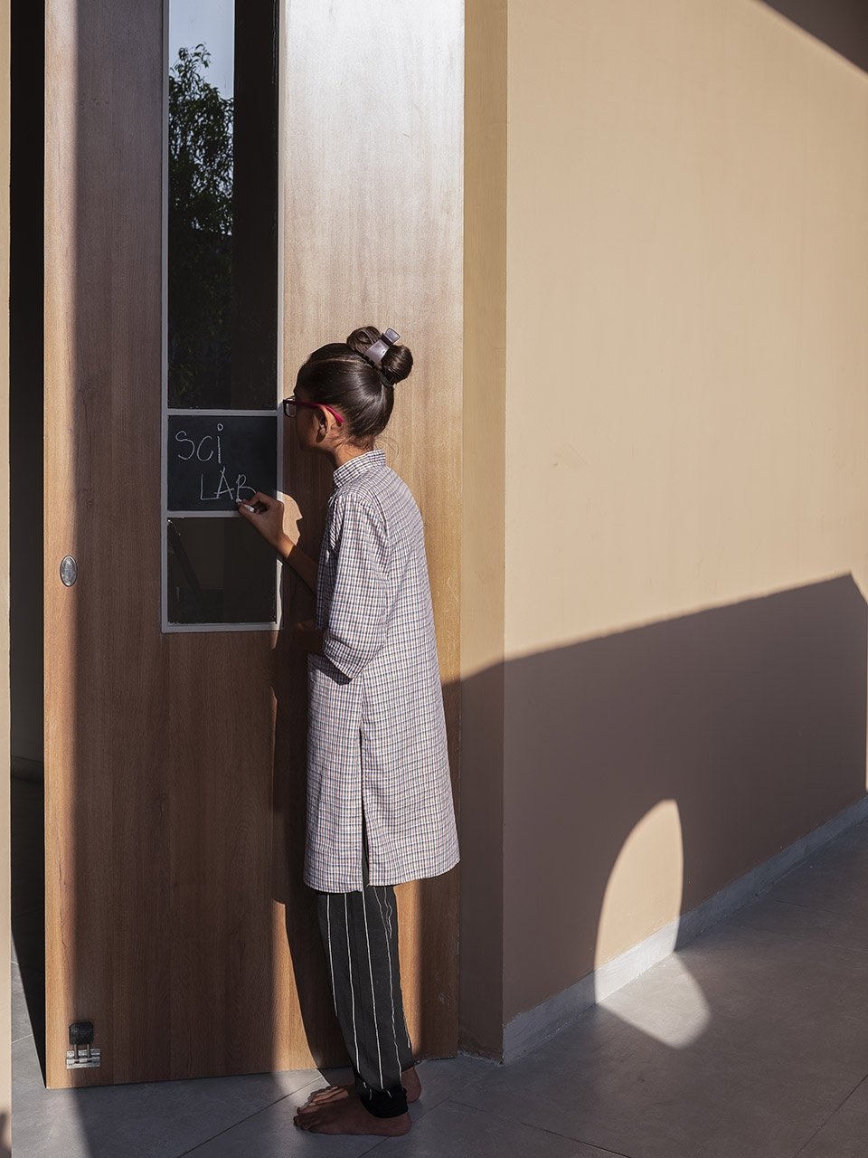 楝树下的校园，印度 / Dhulia Architecture Design