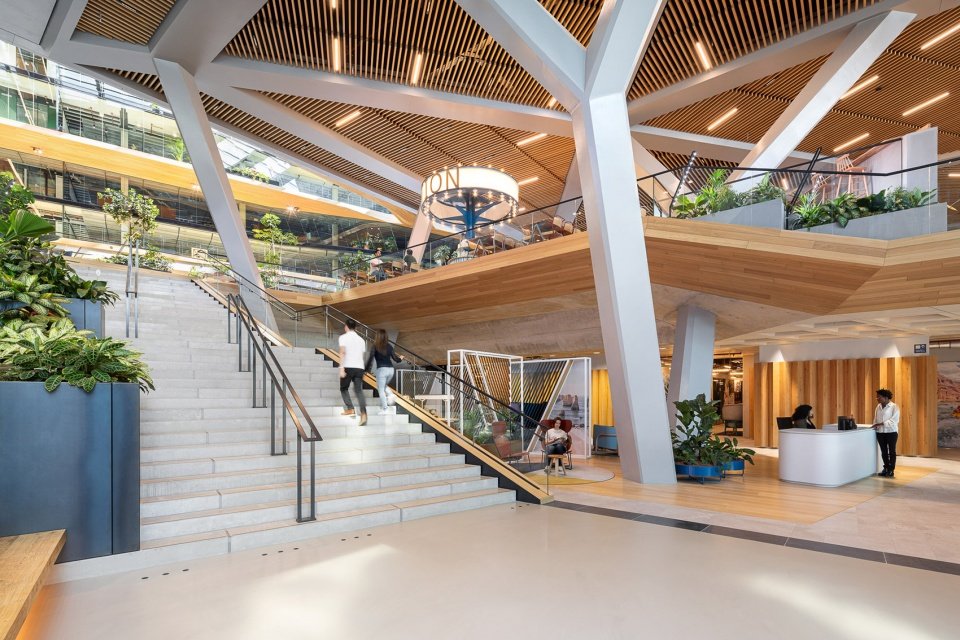 Booking.com 城市园区，阿姆斯特丹 / UNStudio + HofmanDujardin