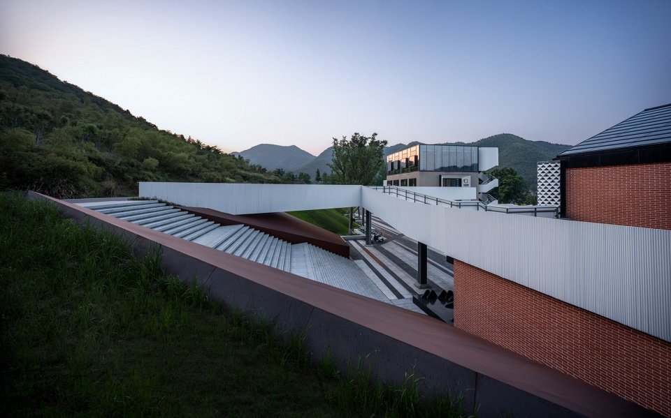 余村印象青年图书馆,浙江 / 上海交通大学设计学院杜春宇团队 余村印象青年图书馆,浙江 / 上海交通大学设计学院杜春宇团队