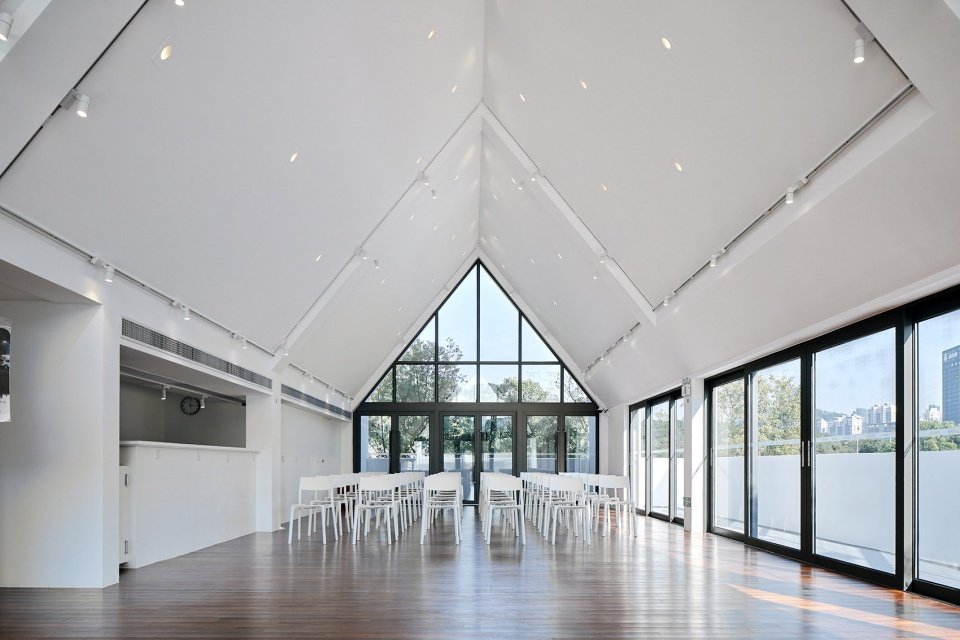 紫马岭公园香山书房 / 广东中山建筑设计院股份有限公司 紫马岭公园香山书房 / 广东中山建筑设计院股份有限公司