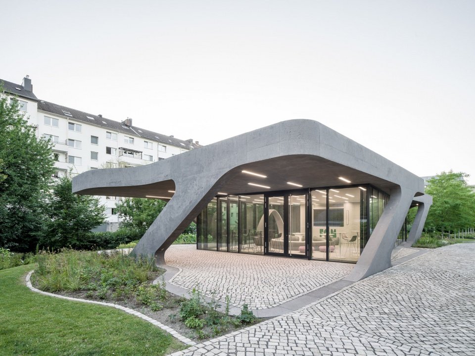 FOM 大学的新社交空间，德国 / J.MAYER.H