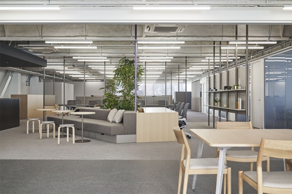 LLINE 办公空间,日本 / SAKUMAESHIMA LLINE 办公空间,日本 / SAKUMAESHIMA