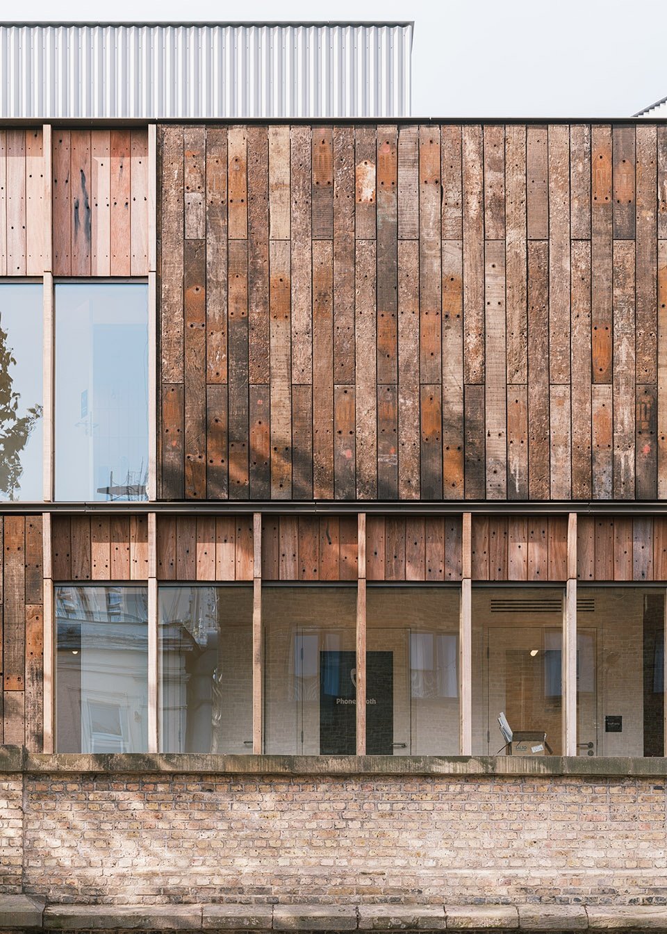 Roundhouse 青年创意中心，伦敦 /  Architects Paddy Dillon + Reed Watts Architects