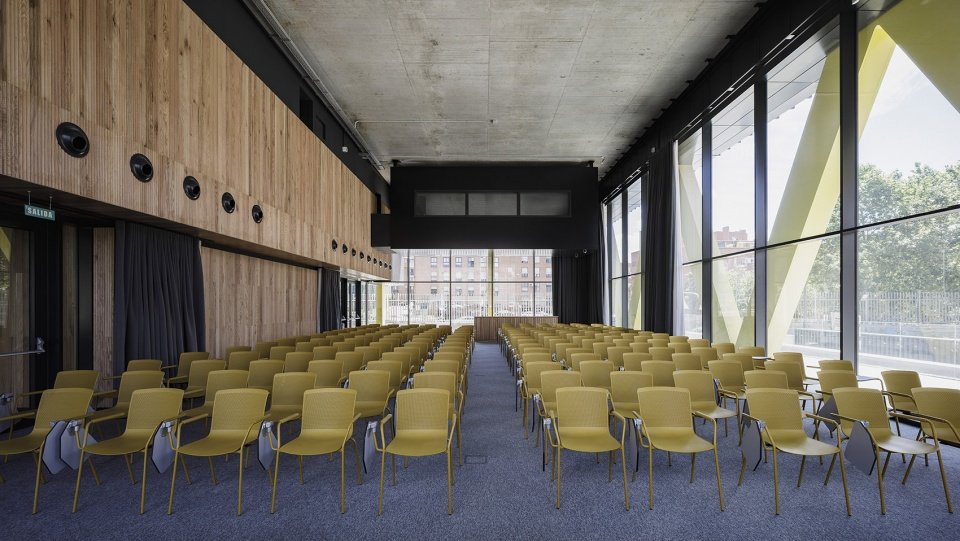 马德里地铁公司总部和运输综合体 / Nexo + Gutiérrez-delaFuente + Perea