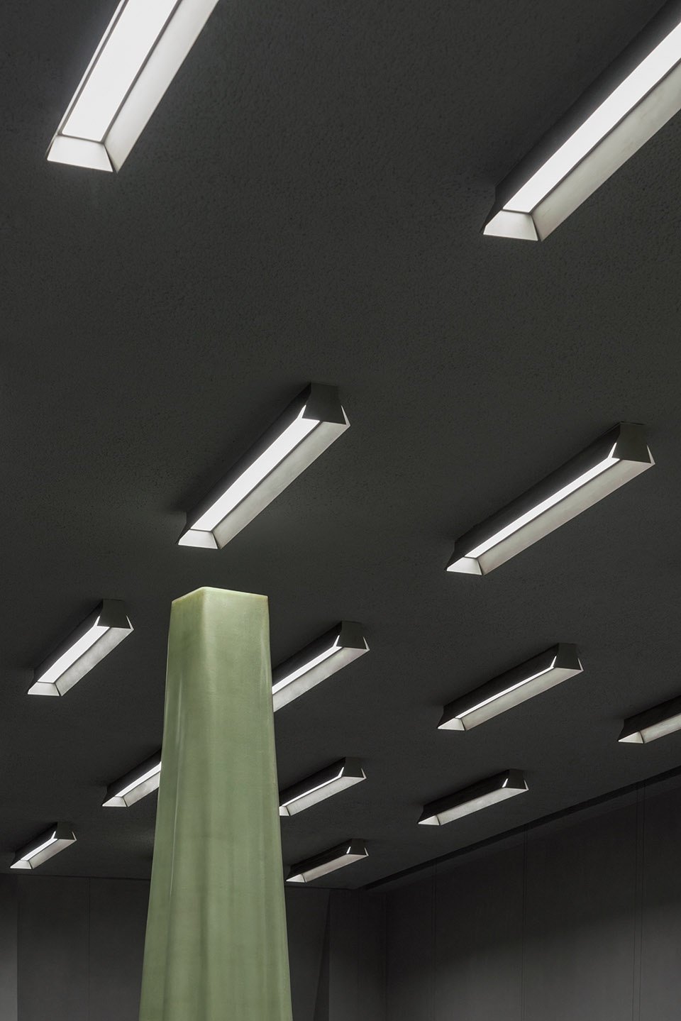 void 深圳买手店 / say architects