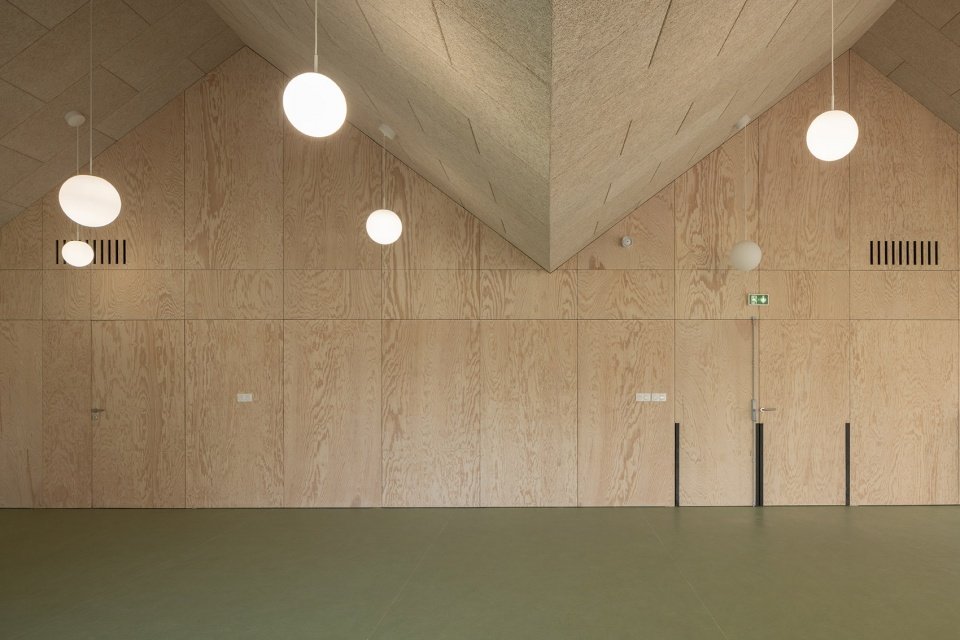 Saint-Ouen-du-Tilleul 幼儿园，法国 / ACAU Architectes