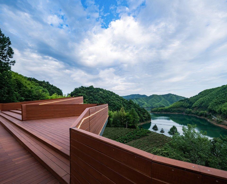 皖南川藏线青龙湾观湖驿站，安徽宁国 / MEDG 现工设计