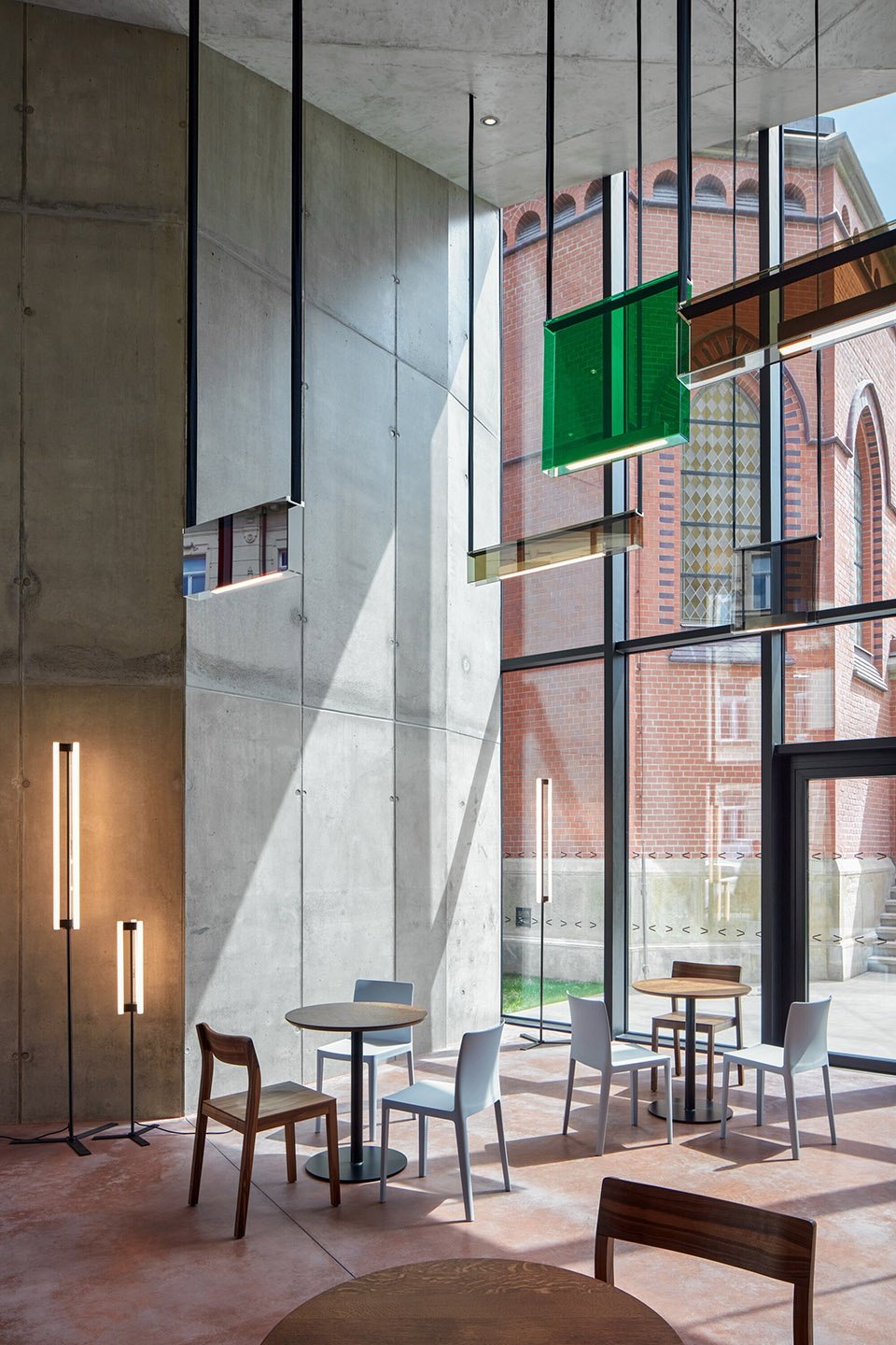 红色教堂改造，捷克 / atelier-r