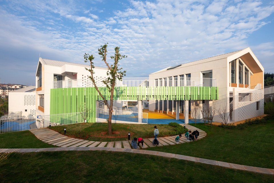 普洱市思茅区幼儿园南部分园，云南 / 华南理工大学建筑设计研究院有限公司，陶郅工作室