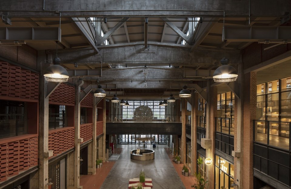 中奥言几又书店，长春 / 峻佳设计