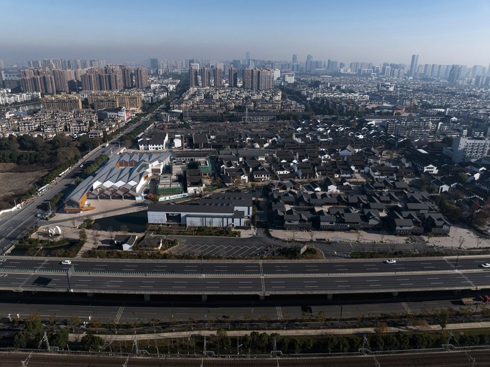 柯桥笛里广场,绍兴 / 同济大学建筑设计研究院若本建筑工作室 柯桥笛里广场,绍兴 / 同济大学建筑设计研究院若本建筑工作室