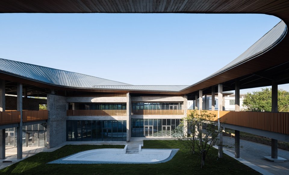 路廊驿站·综合服务中心，台州 / 杭州园·舍建筑景观设计