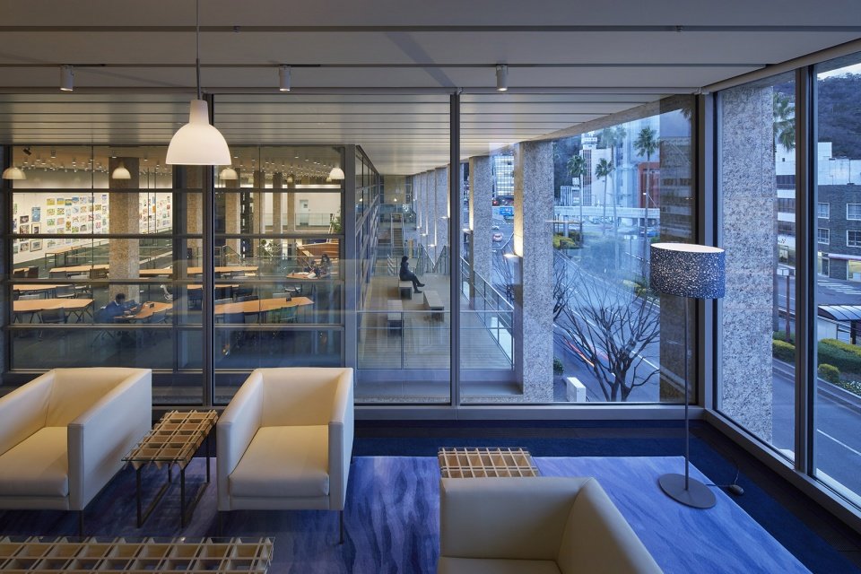 阿波银行总行营业部大楼,日本 / 株式会社日建设计 阿波银行总行营业部大楼,日本 / 株式会社日建设计