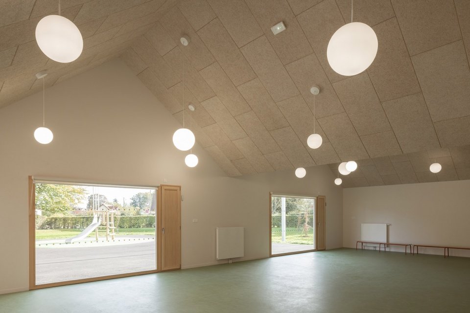 Saint-Ouen-du-Tilleul 幼儿园，法国 / ACAU Architectes