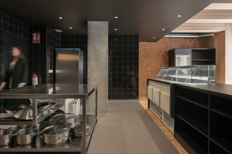 “Homemade food to take away”快餐店,西班牙 / Nan Arquitectos “Homemade food to take away”快餐店,西班牙 / Nan Arquitectos