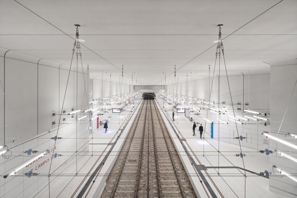 Karlsruhe 轻铁隧道，德国 / allmannwappner