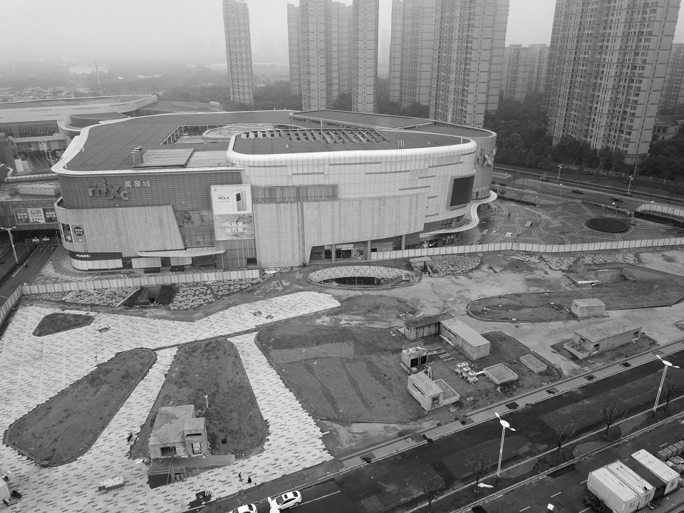 无锡地铁 4 号线大剧院站出站口设计 / 启迪设计集团股份有限公司